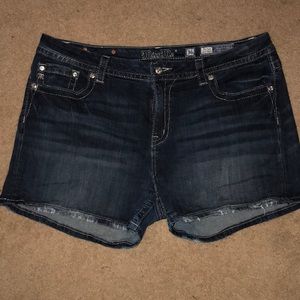 Miss Me Mid-rise Curvy Shorts